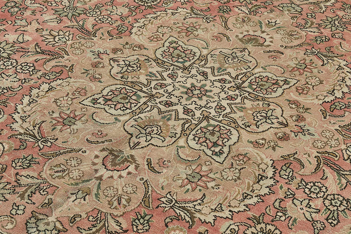 9x13 Handwoven Persian Rug - 49703