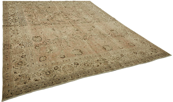 9x11 Handwoven Persian Rug - 49707