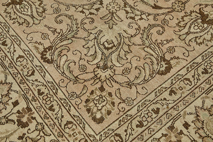 9x11 Handwoven Persian Rug - 49707