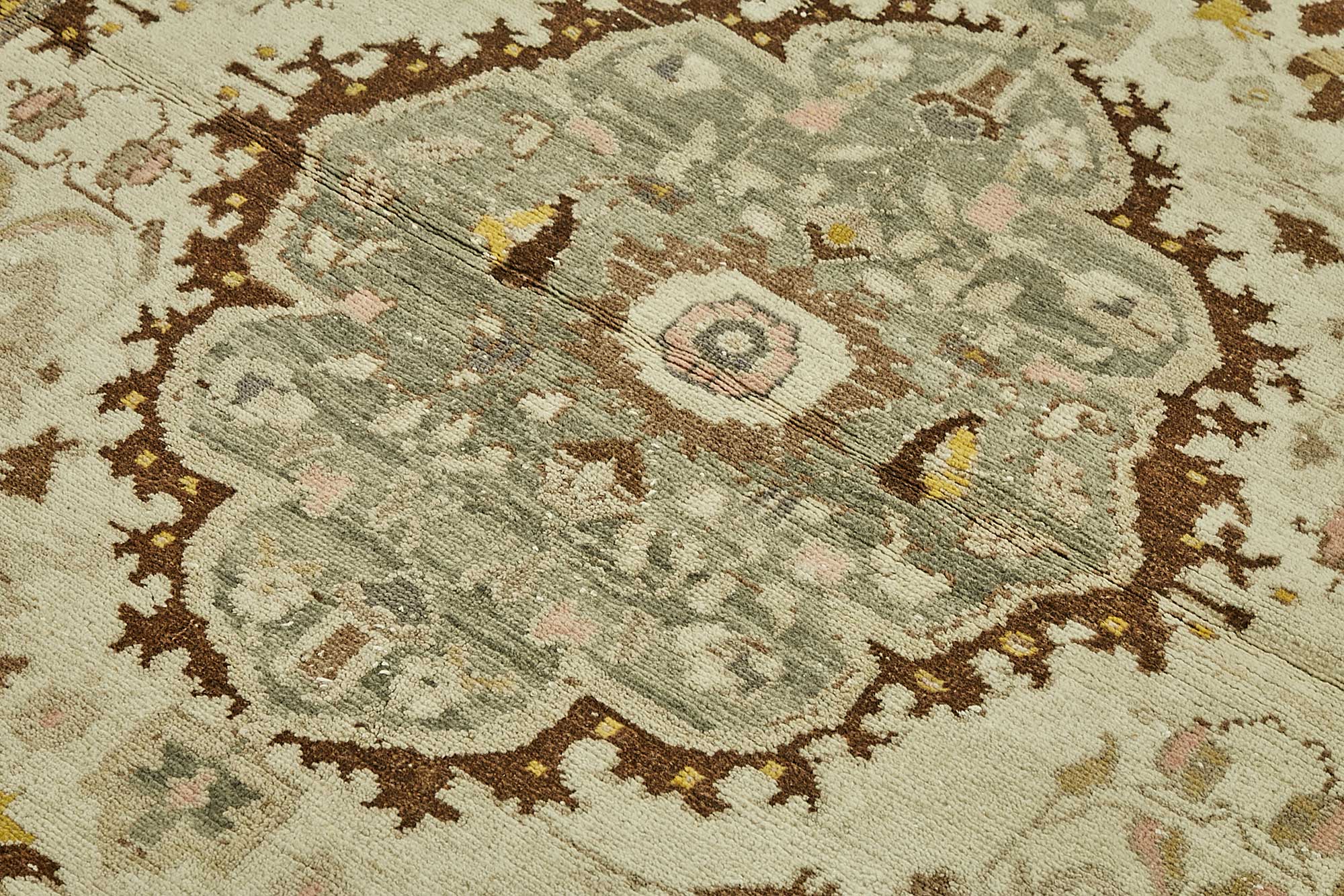 4x6 Beige Small Oriental Rug - 49818
