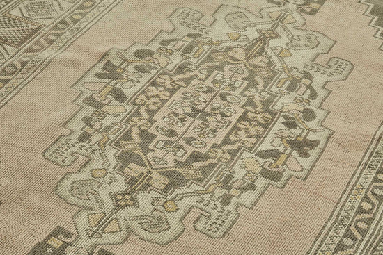 5x7 Beige Handmade Oriental Rug - 49840