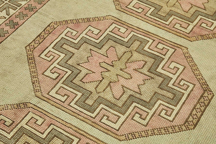 5x7 Beige Small Oriental Rug - 49855