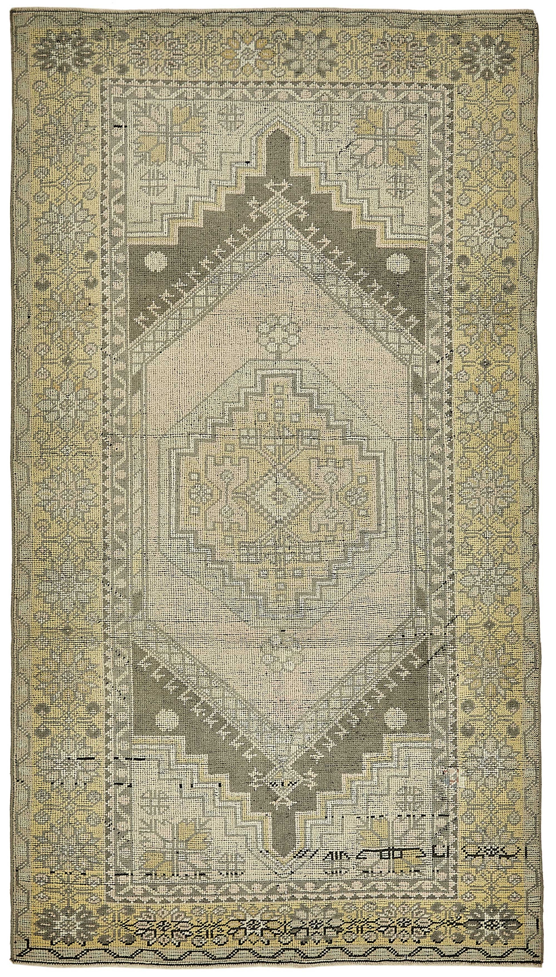 4x7 Beige Small Oriental Rug - 49862