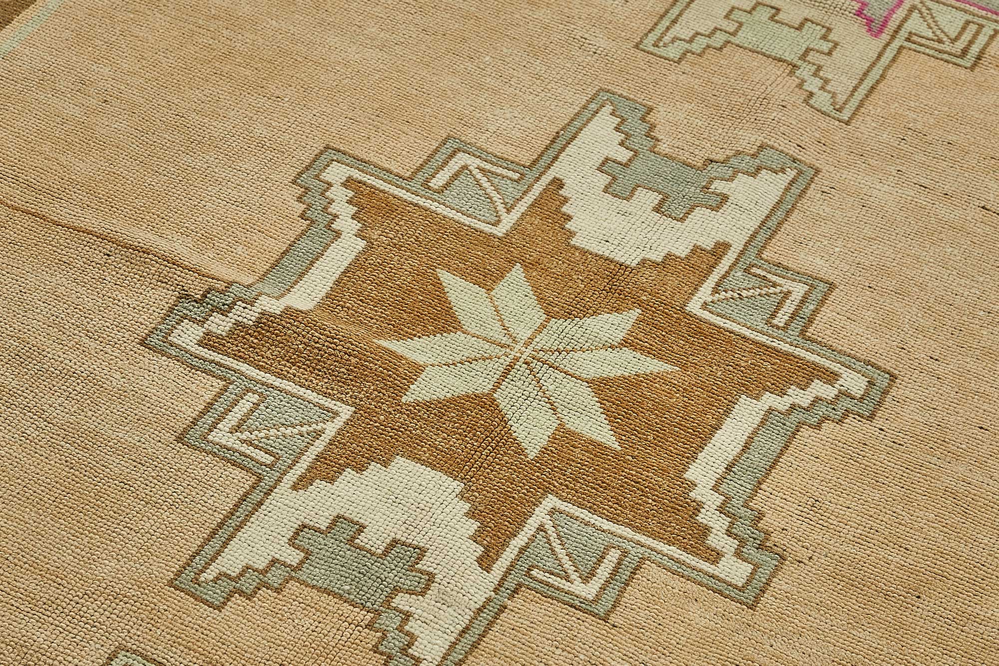 5x9 Beige Handmade Oriental Rug - 49956