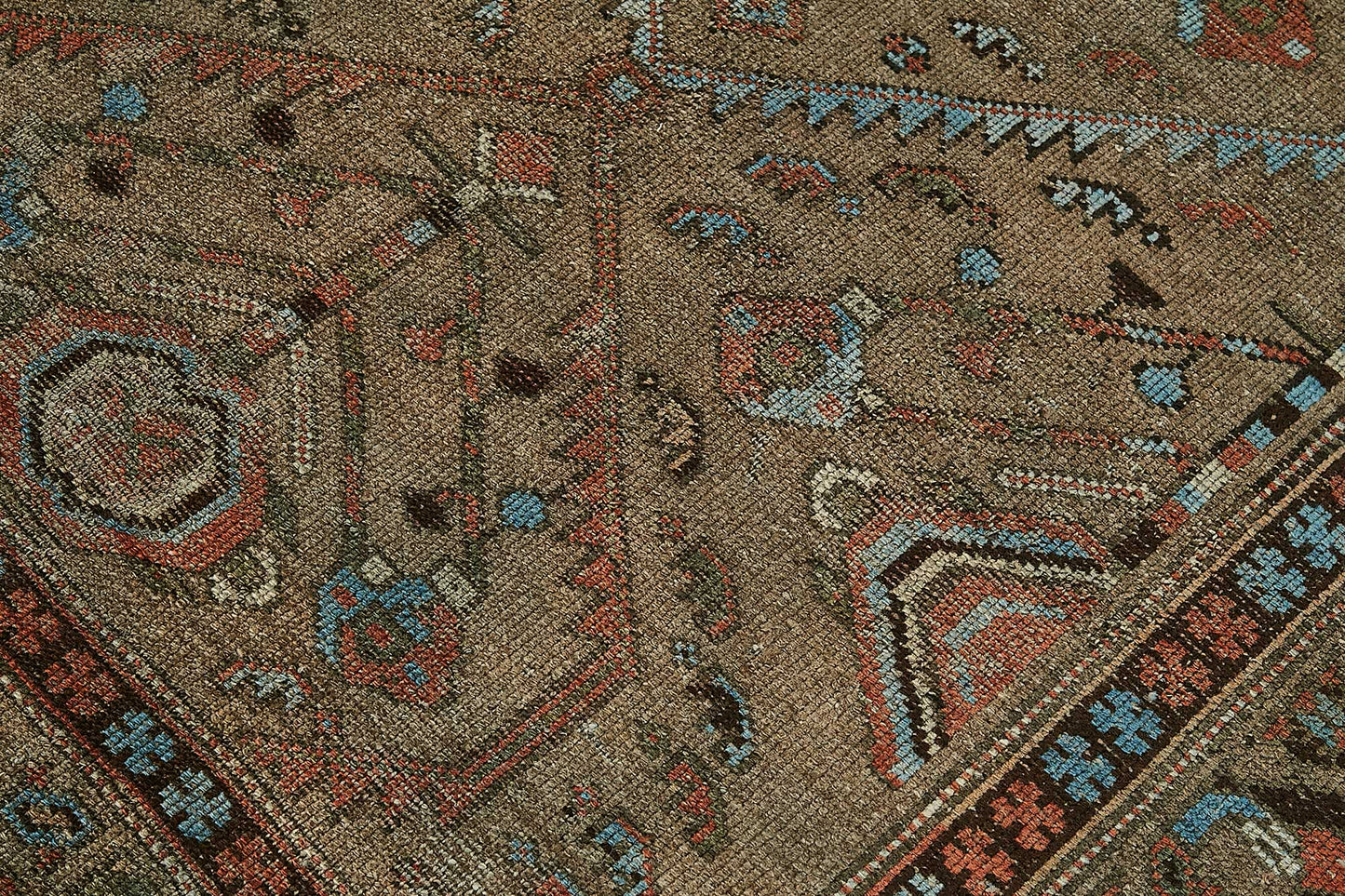 4x6 Antique Persian Bakhtiari Rug - 50021