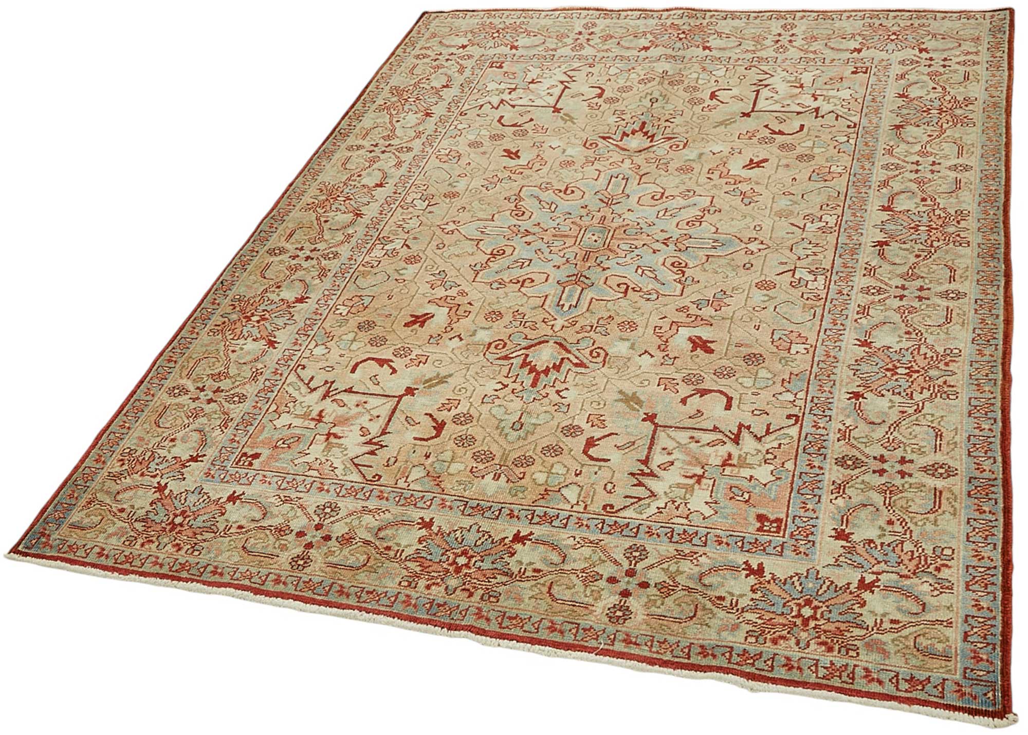 5x6 Beige Antique Persian Serapi Rug - 50022