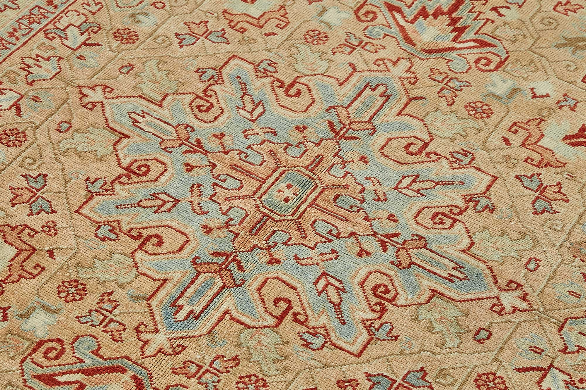 5x6 Beige Antique Persian Serapi Rug - 50022