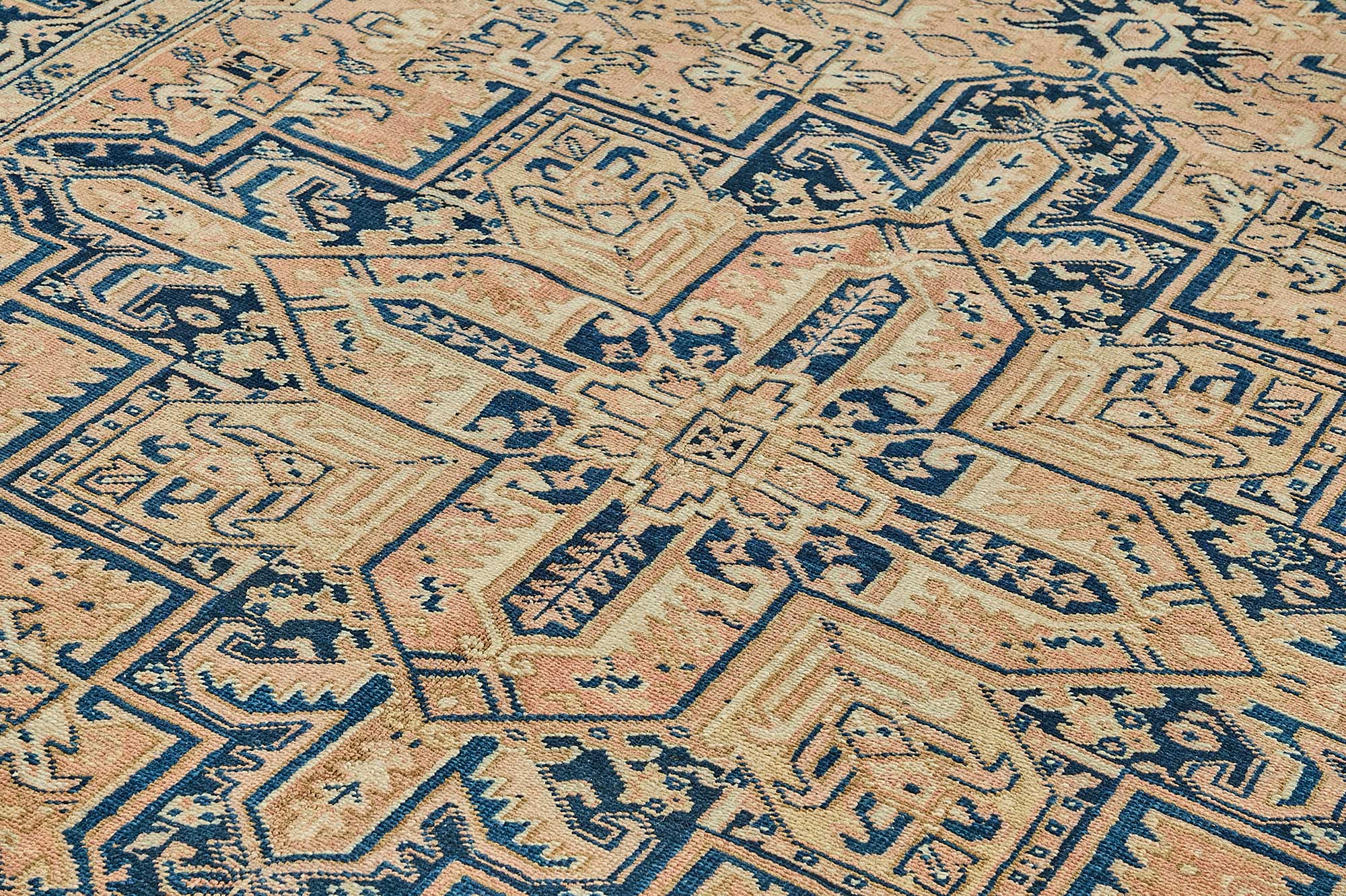 7x10 Antique Persian Heriz Rug - 50032