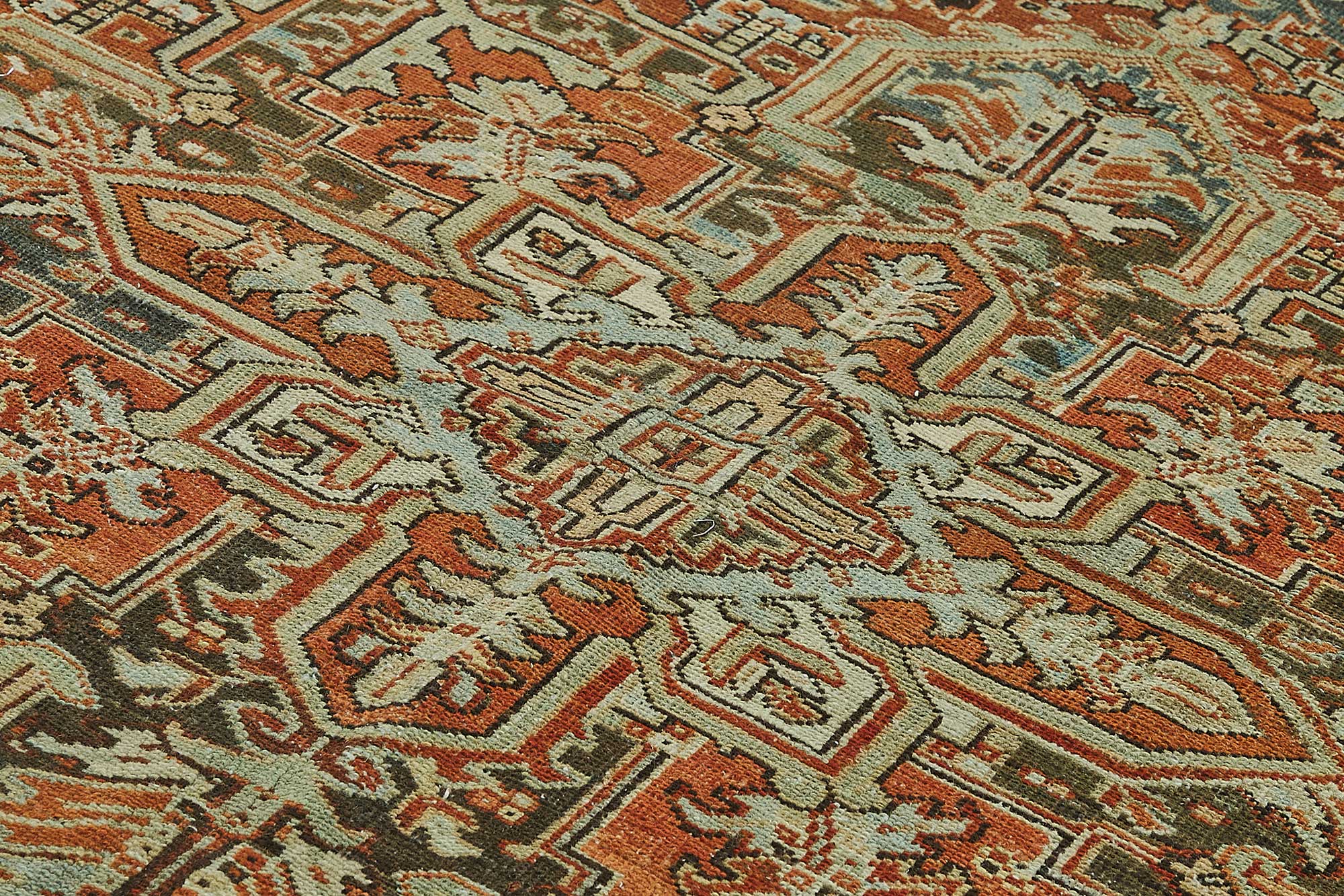 7x11 Beige Antique Persian Heriz Rug - 50042