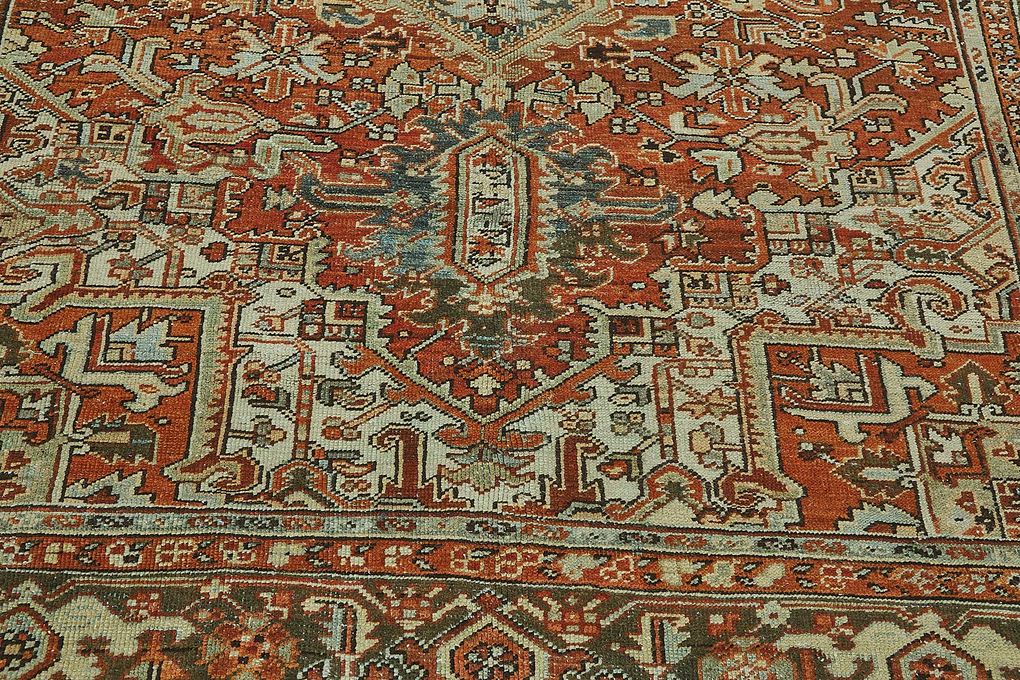 7x11 Beige Antique Persian Heriz Rug - 50042