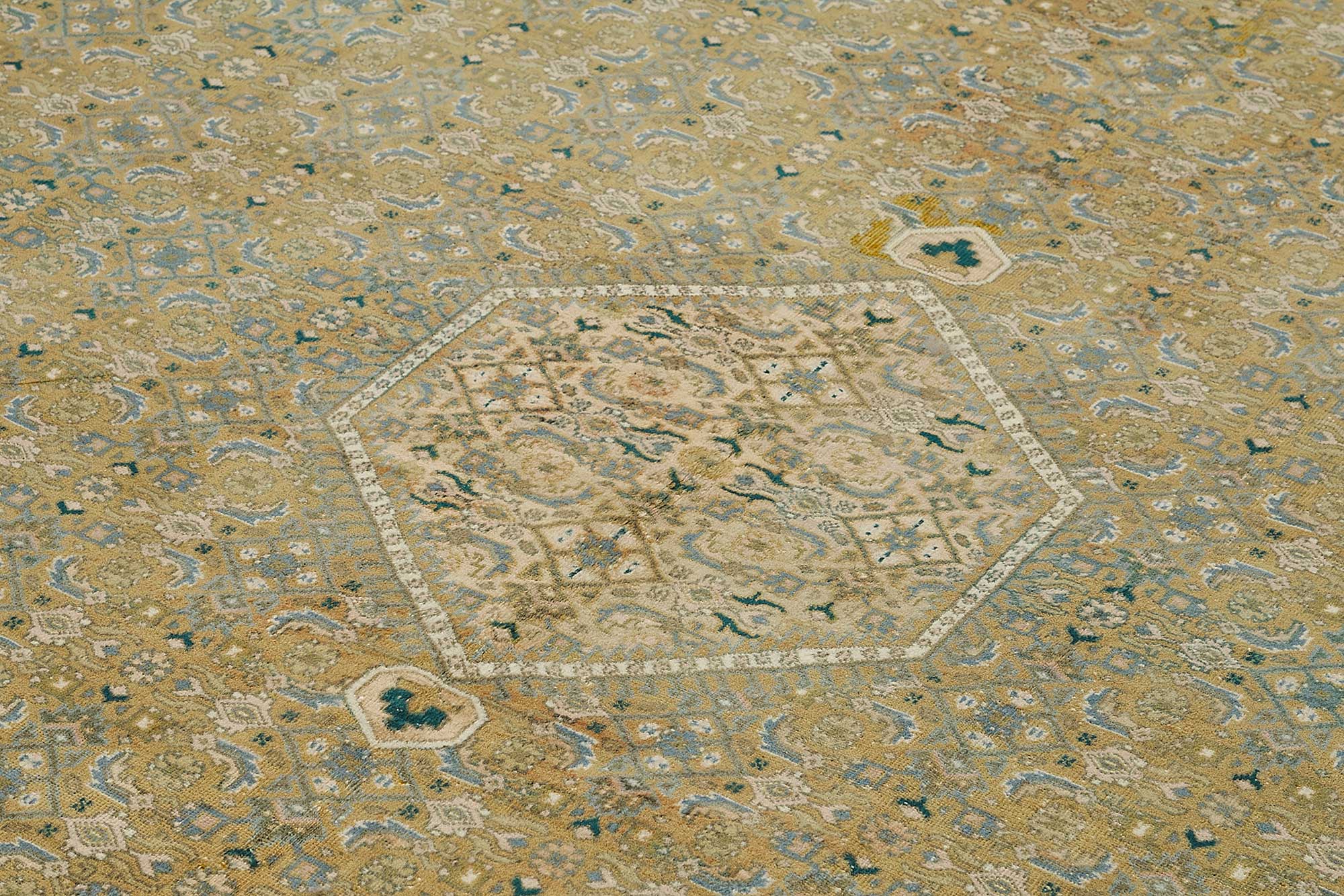 10x13 Antique Tabriz Mahi Rug - 50056