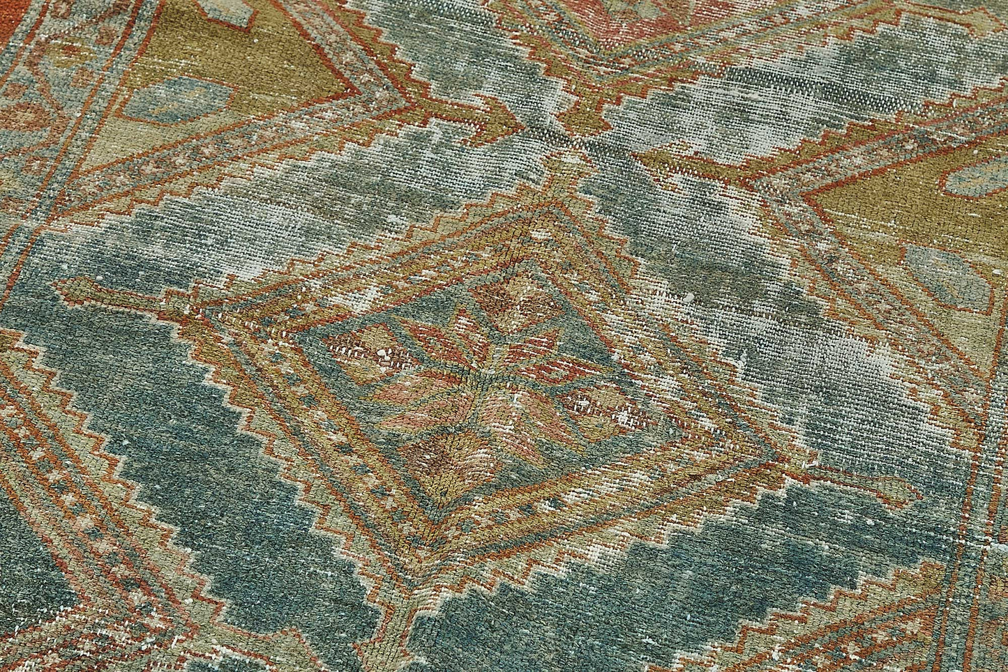 4x6 Antique Persian Heriz Rug - 50083