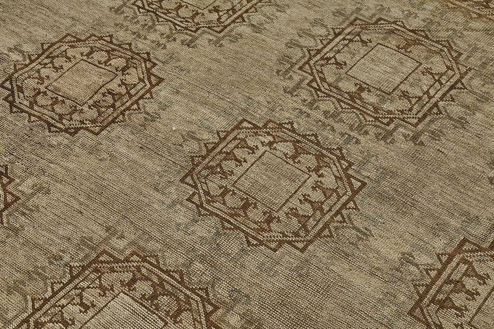 10x16 Antique Persian Bokhara Rug - 50086