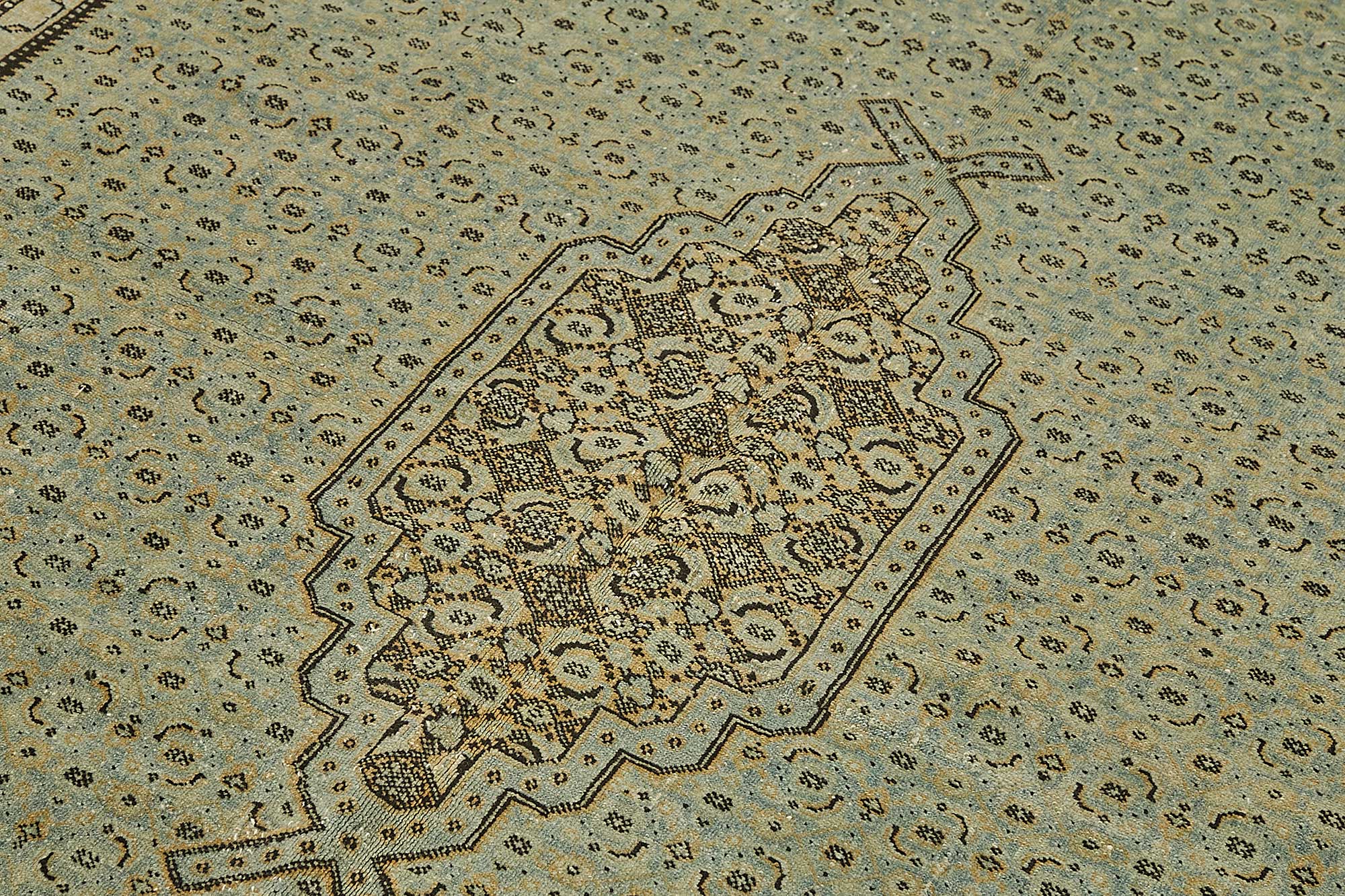6x8 Antique Persian Tabriz Rug - 50089