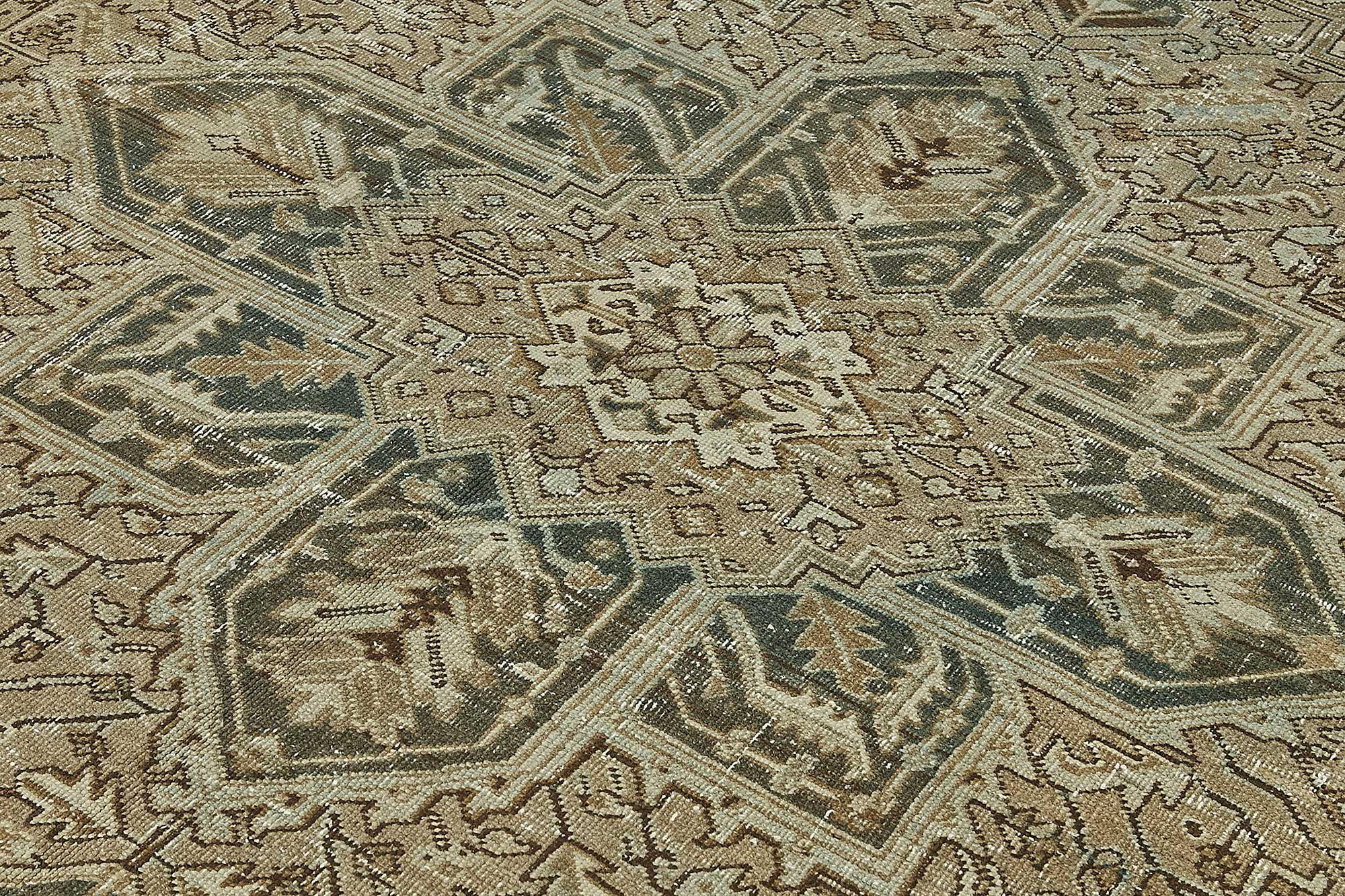 8x10 Antique Persian Heriz Rug - 50092