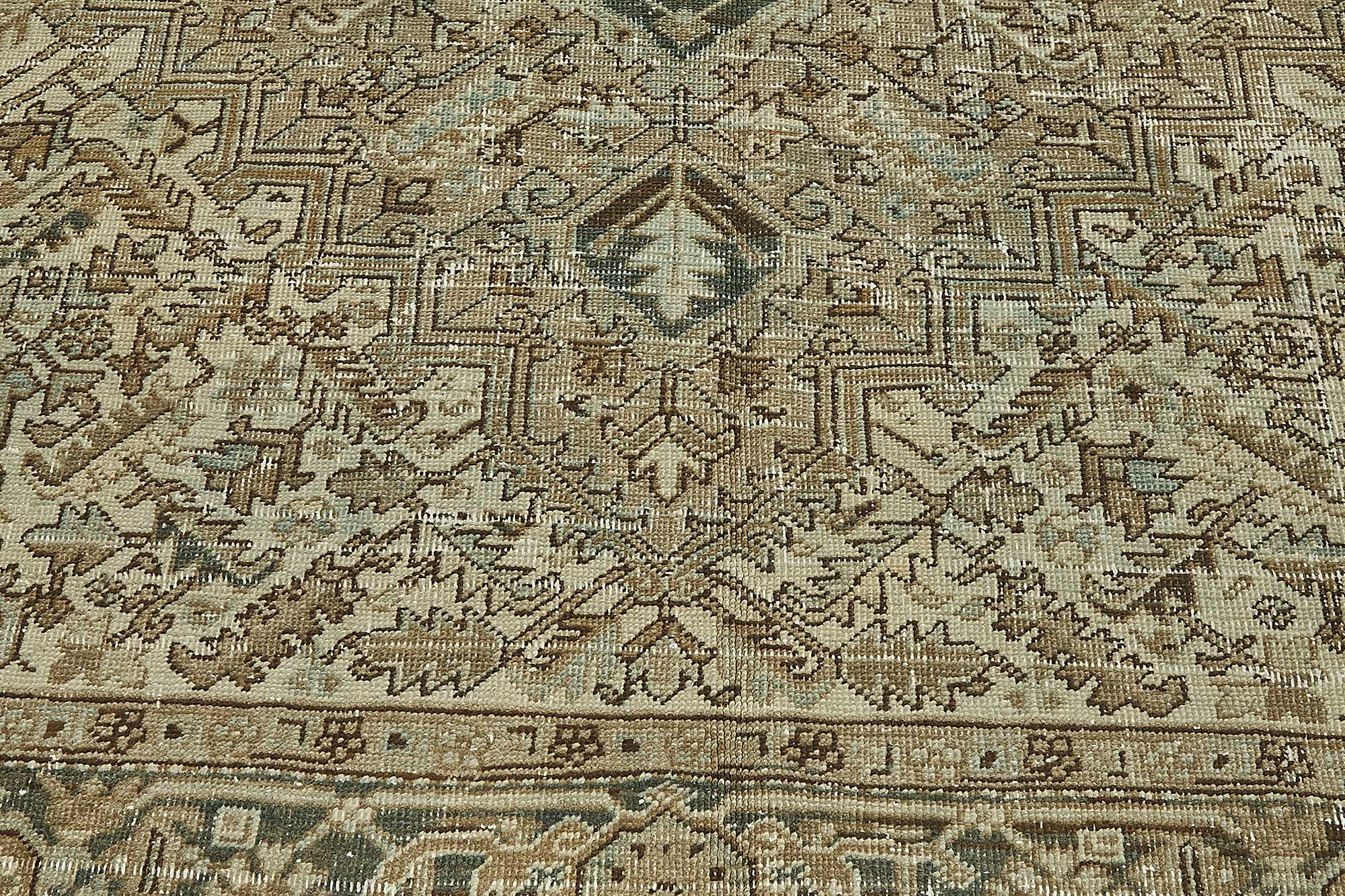 8x10 Antique Persian Heriz Rug - 50092