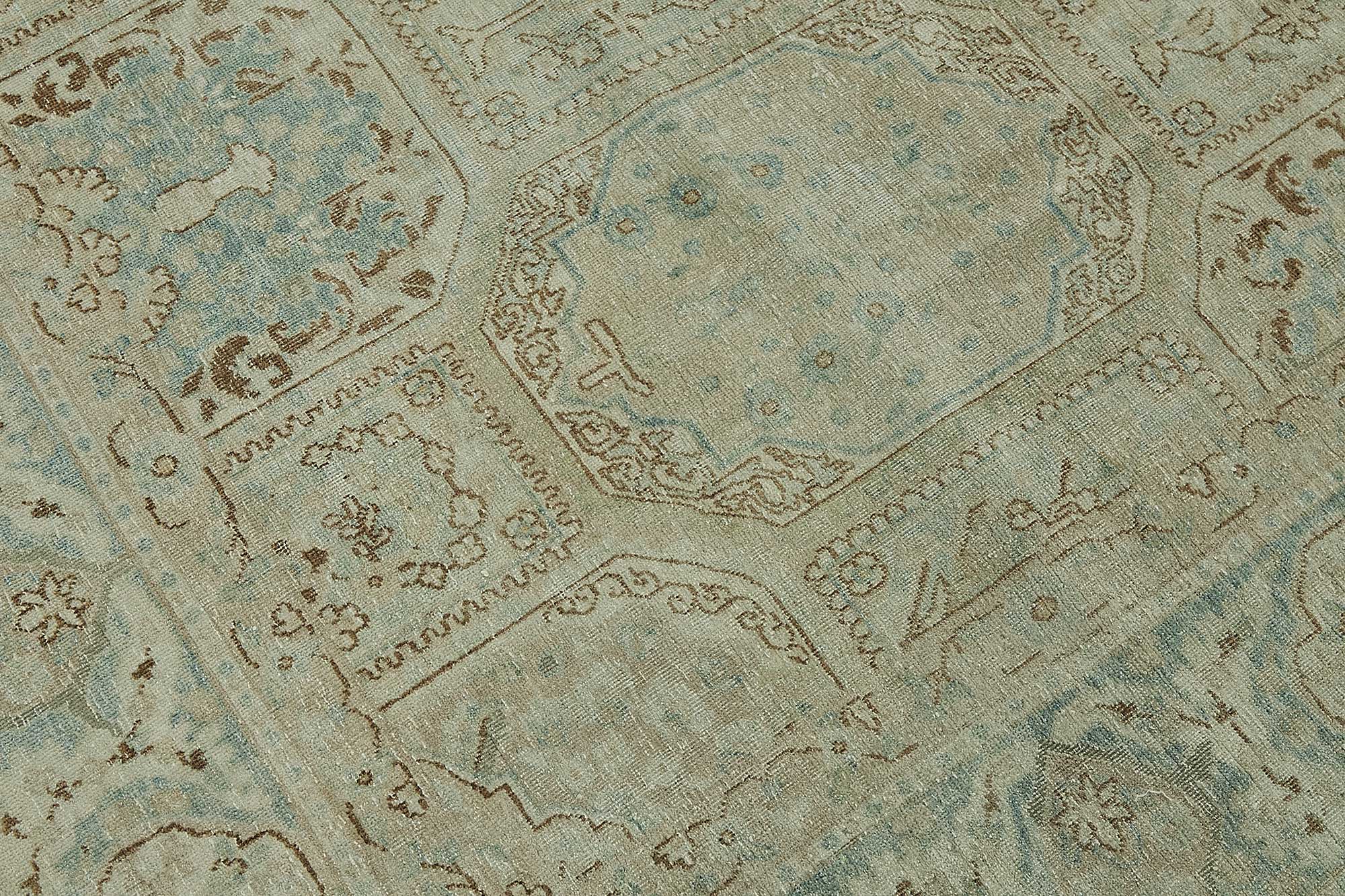 8x11 Antique Persian Bakshaish Rug - 50100