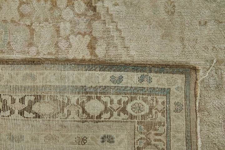 7x10 Beige Antique Persian Bakhtiari Rug - 50112