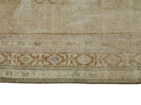 7x10 Beige Antique Persian Bakhtiari Rug - 50112
