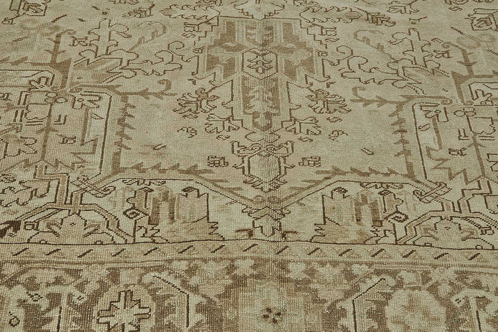 9x13 Beige Antique Persian Heriz Rug - 50114