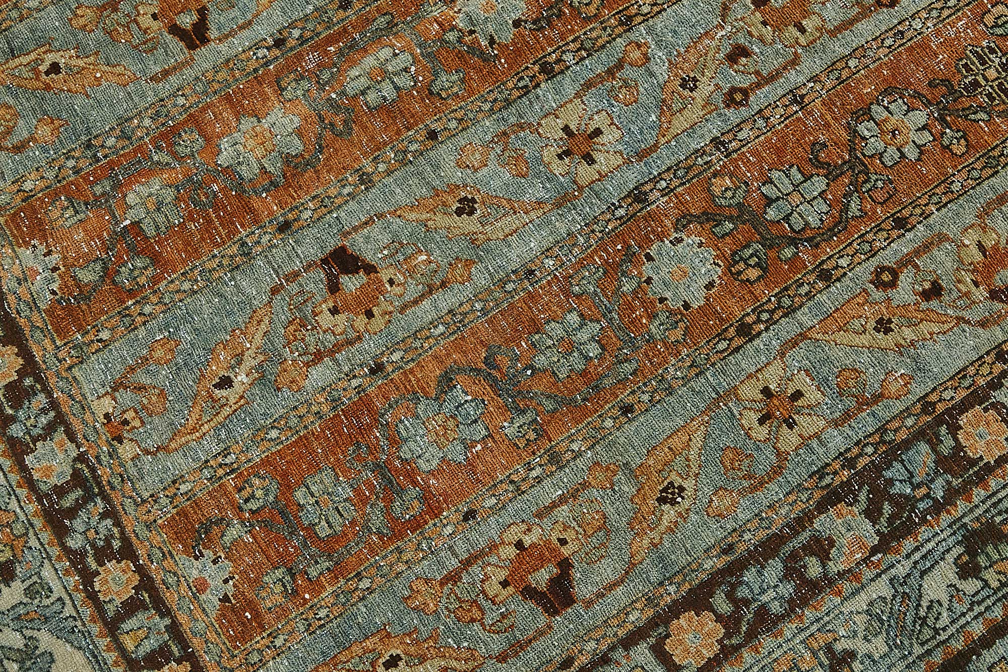 5x7 Beige Antique Persian Bakthiari Rug - 50123