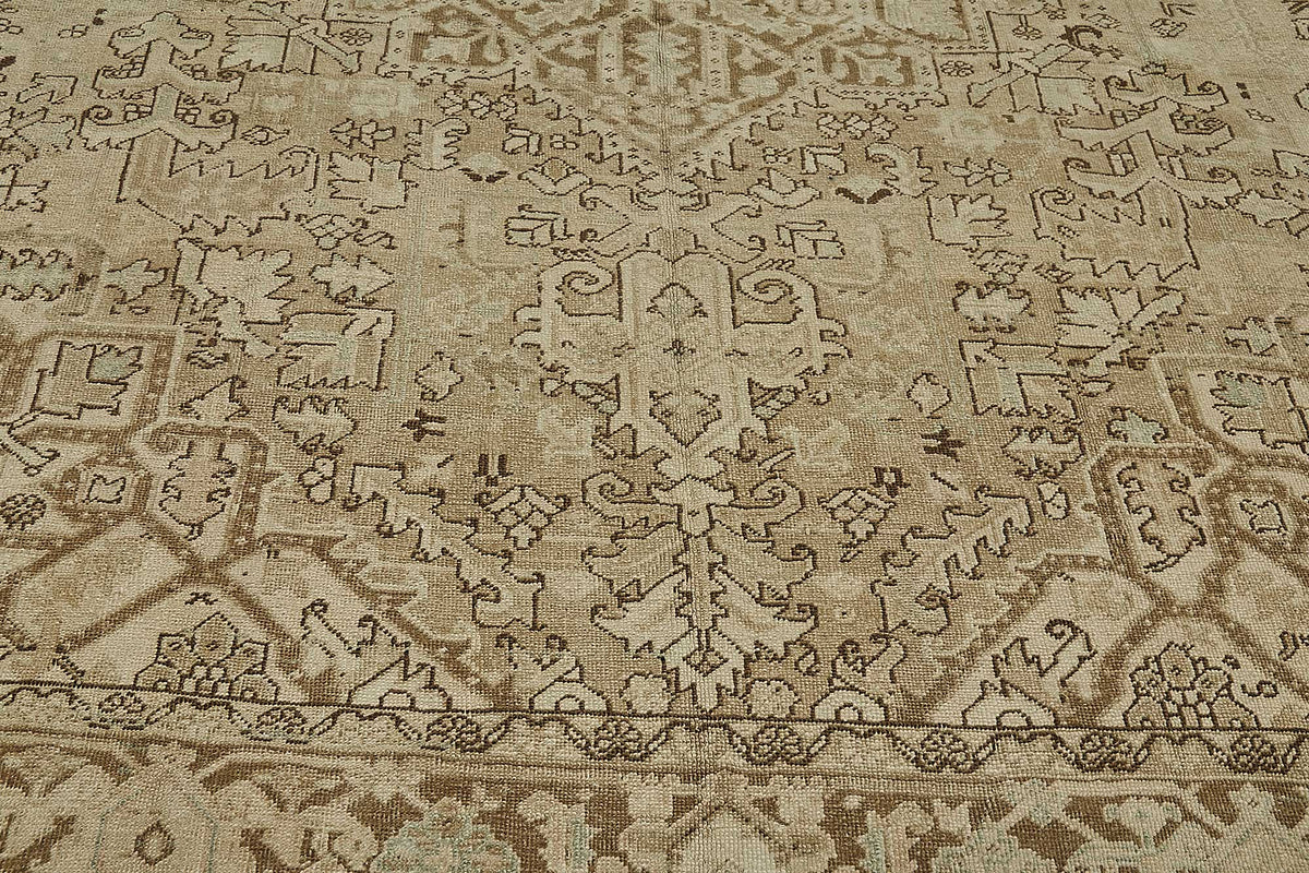 9x12 Beige Antique Persian Heriz Rug - 50130