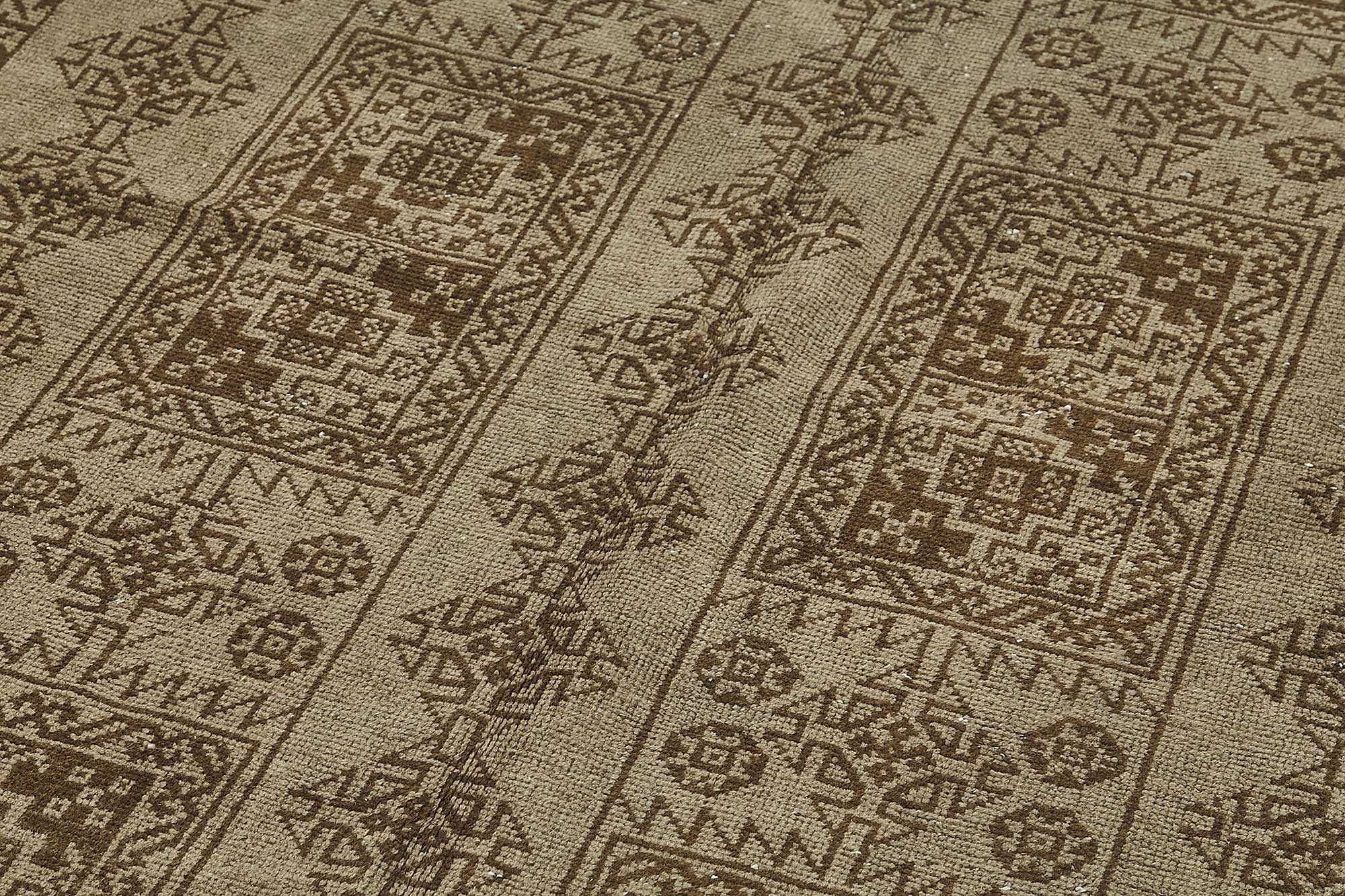 6x10 Beige Antique Afghan Kunduz Rug - 50136