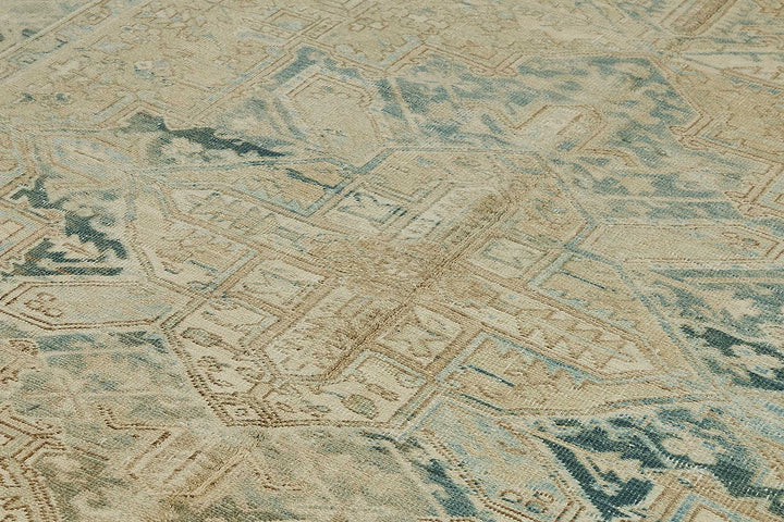 8x10 Beige Antique Persian Heriz Rug - 50150