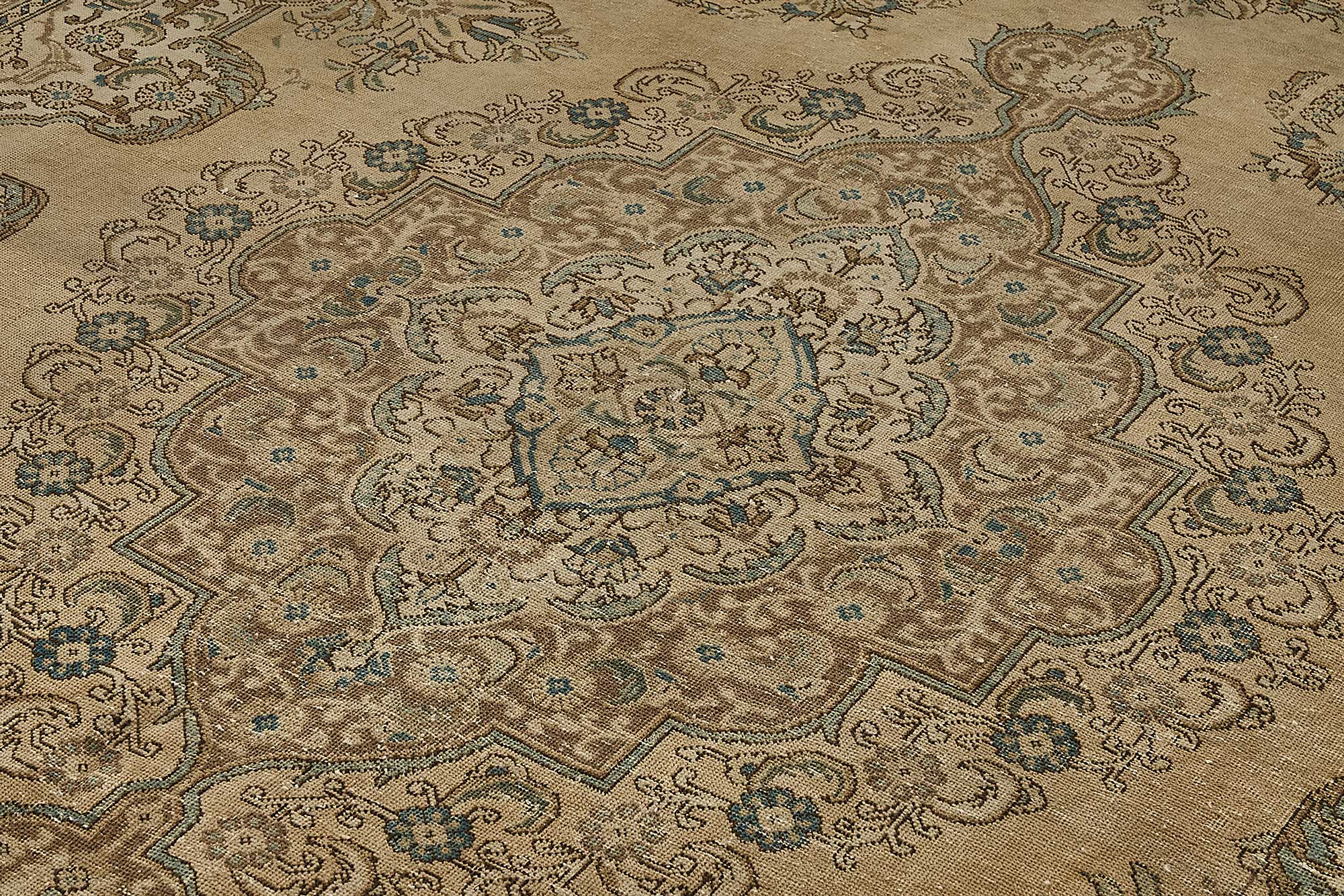 10x13 Beige Vintage Persian Kashan Rug - 50244