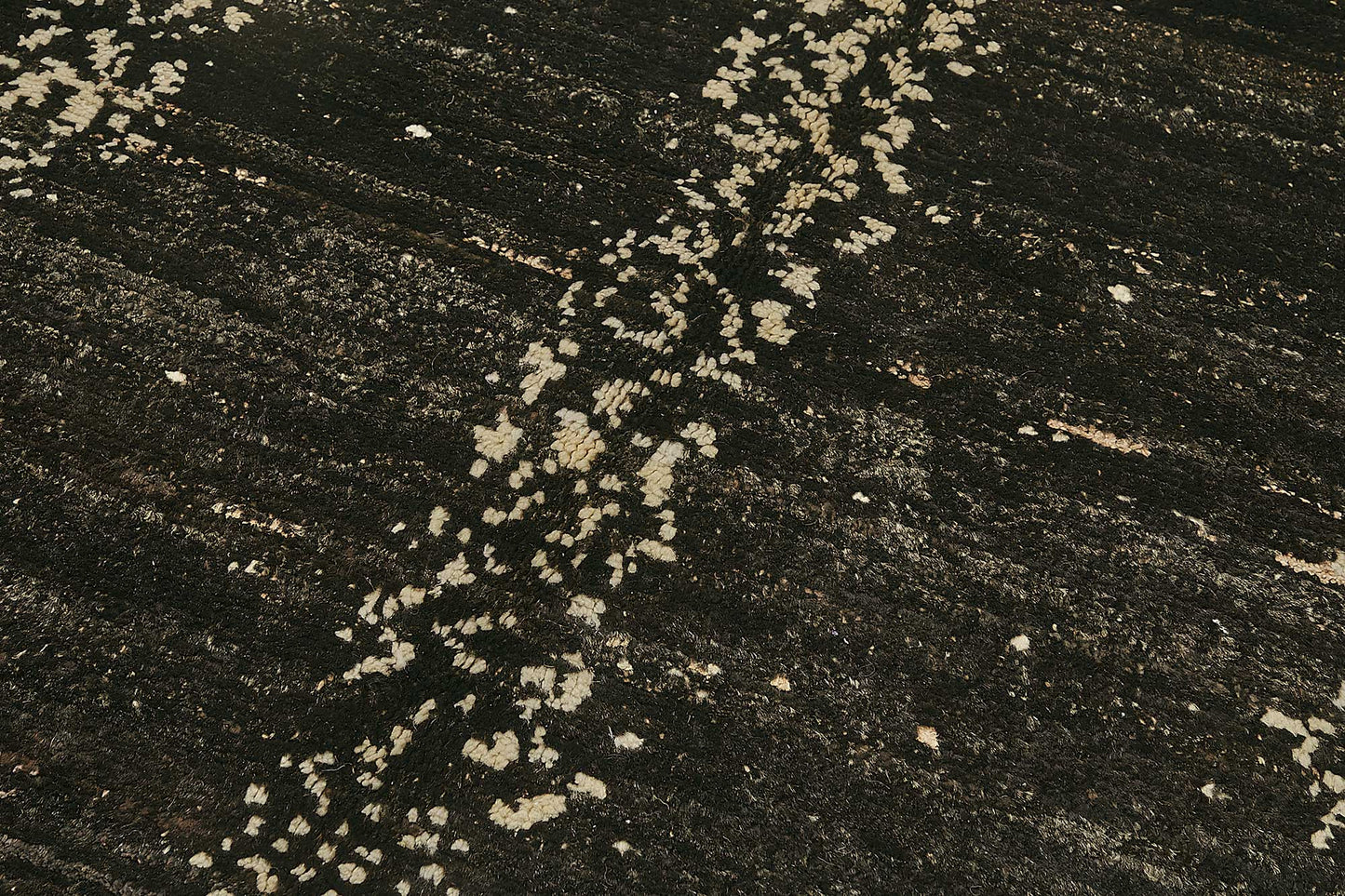 6x8 Black Recycled Chaput Rug - 50301