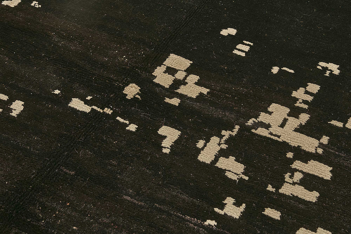 7x10 Black Recycled Chaput Rug - 50305