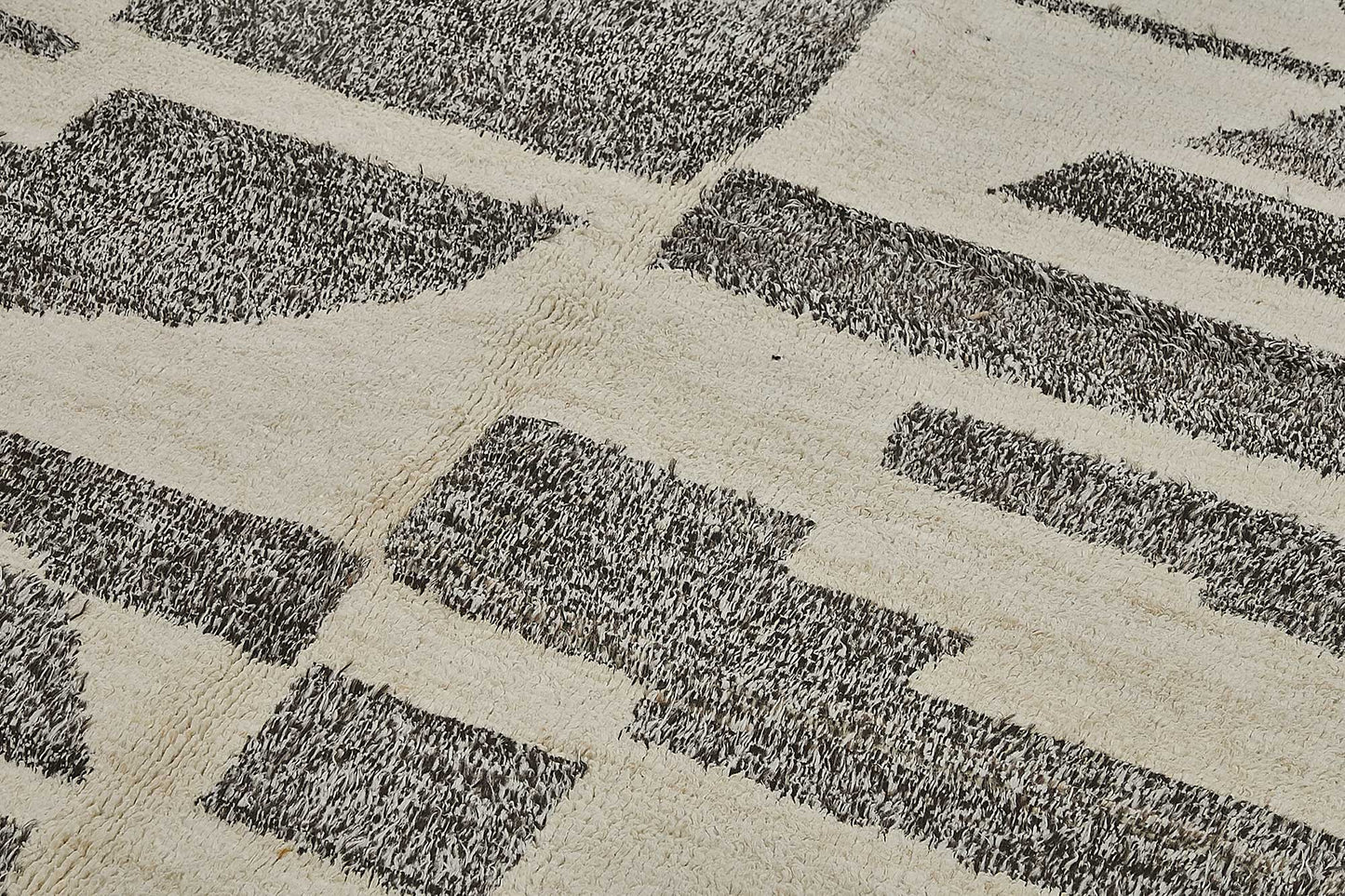 8x12 Beige Recycled Chaput Rug - 50317