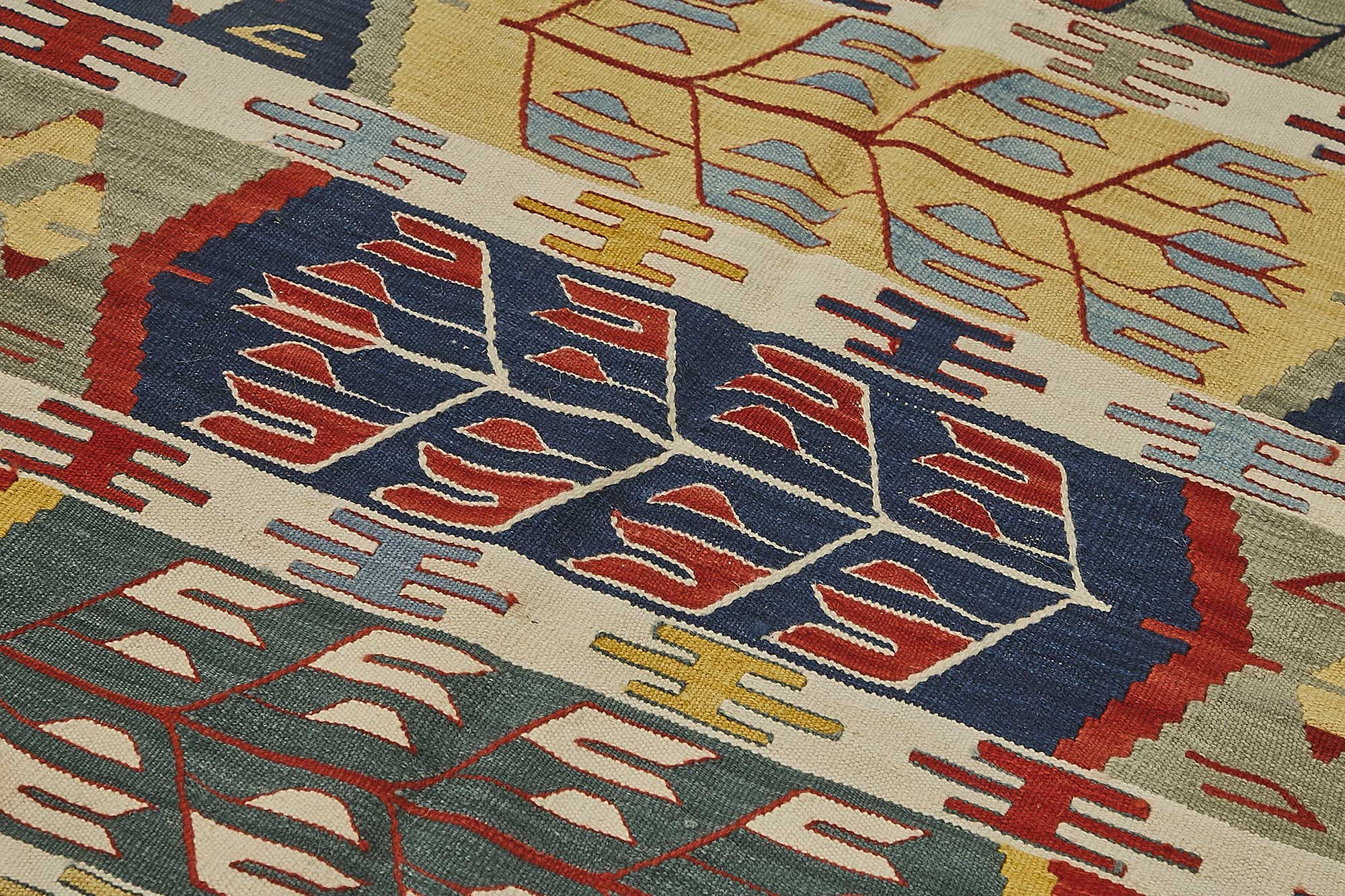 4x6 Handwoven Turkish Wool Kilim Rug - 50350