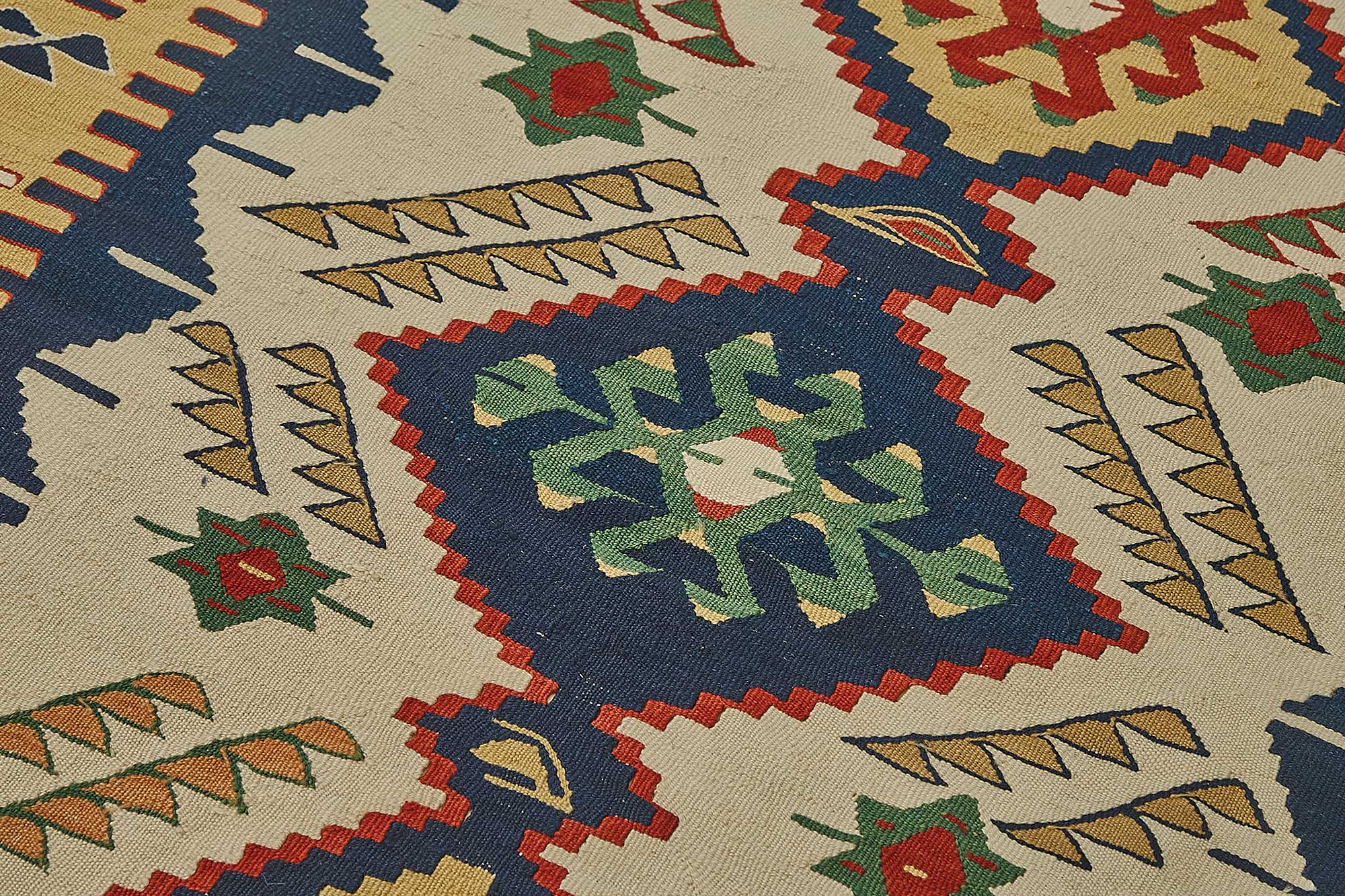 4x5 Handwoven Turkish Wool Kilim Rug - 50354
