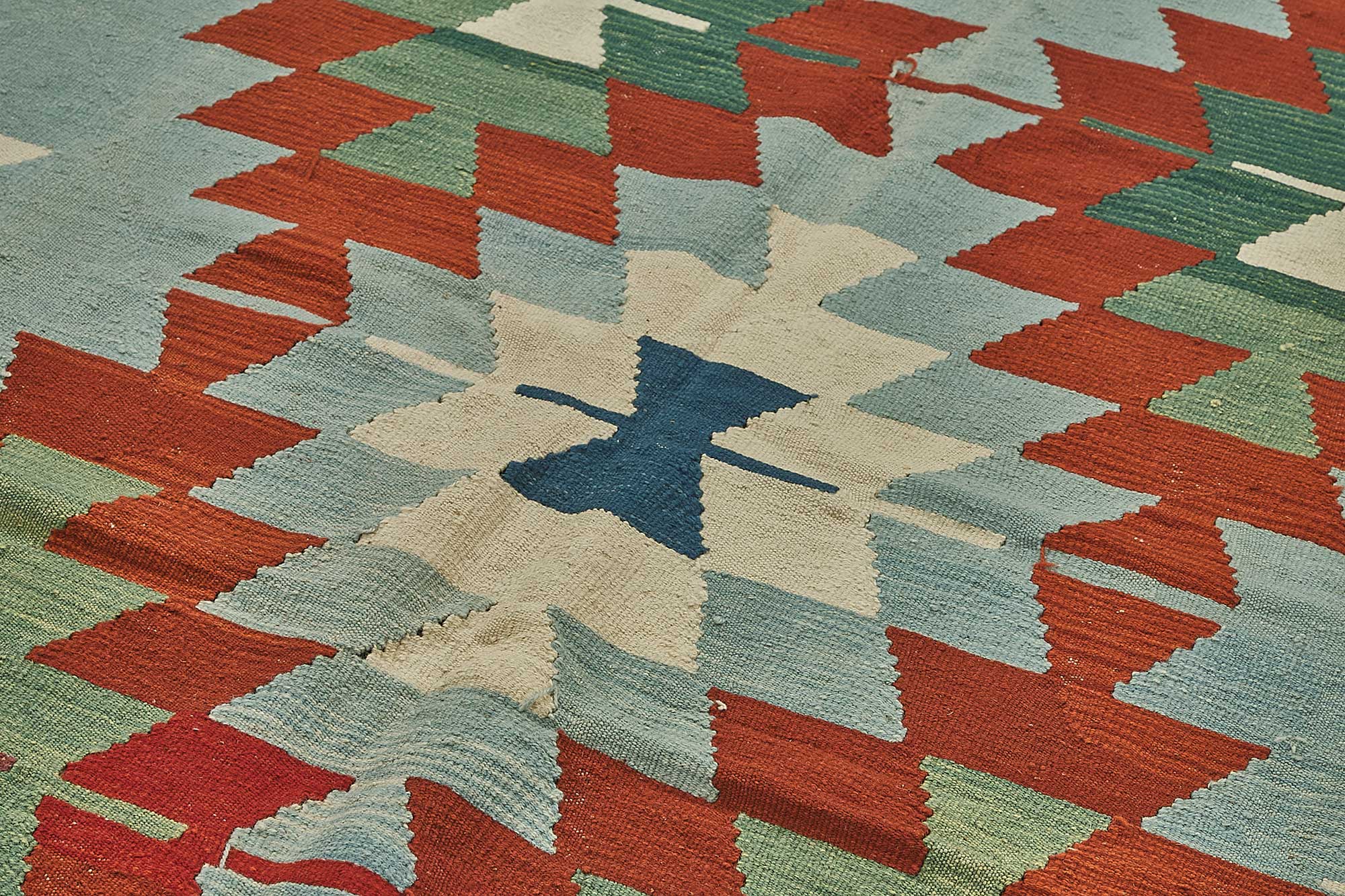 6x9 Handwoven Turkish Kilim Rug - 50522