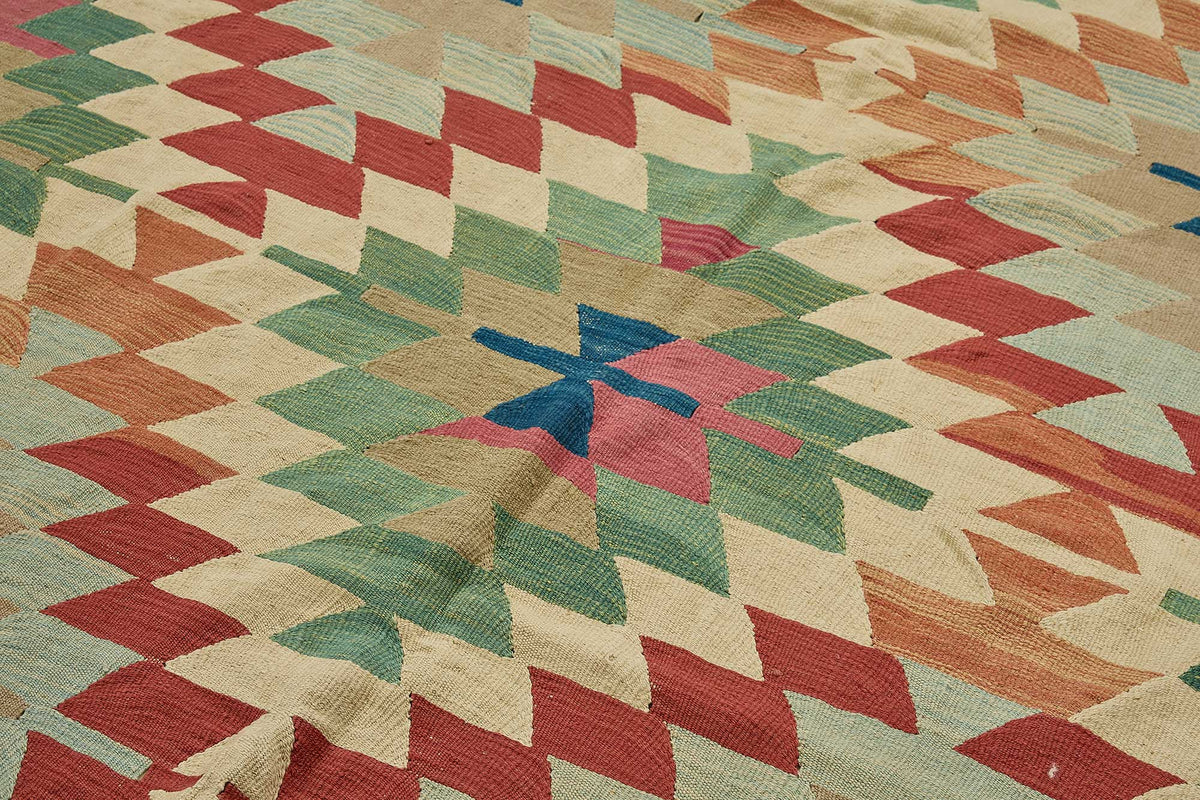 6x8 Handwoven Turkish Kilim Rug - 50540