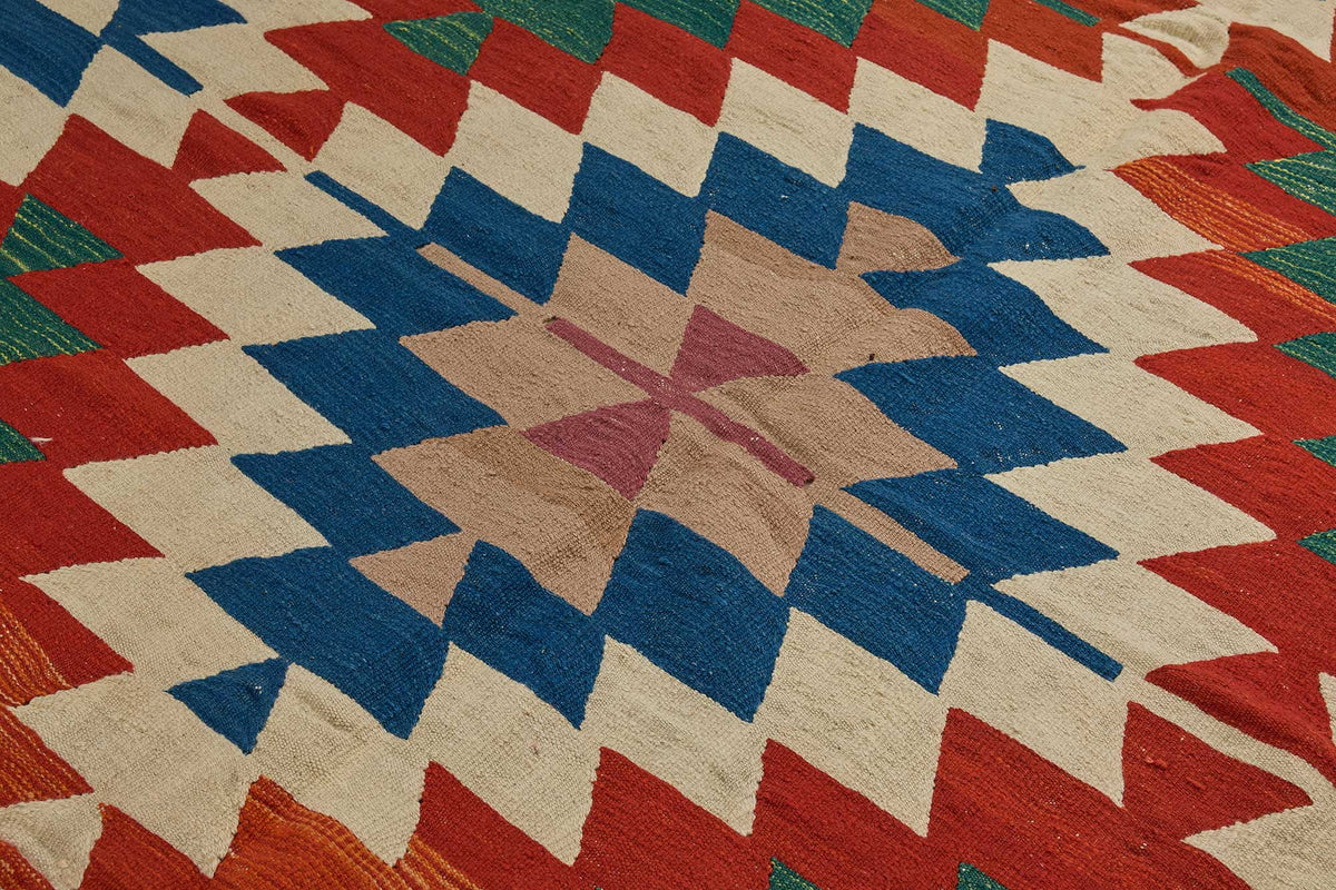 7x9 Handwoven Turkish Kilim Rug - 50577