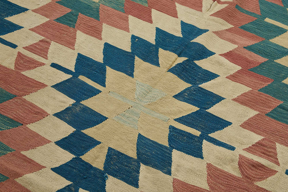 6x11 Handwoven Turkish Kilim Rug - 50688