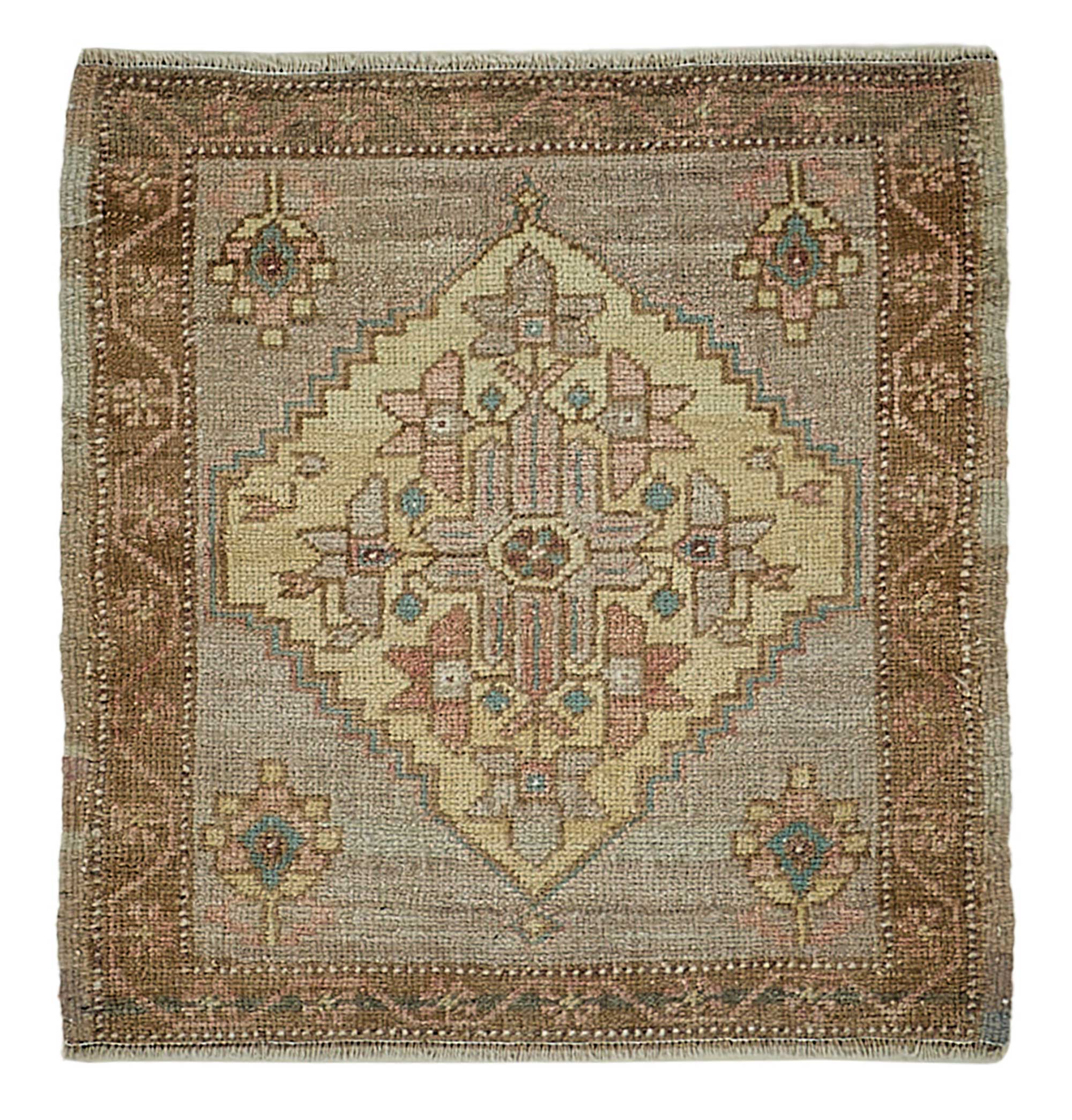 2x2 Vintage Turkish Small Rug – 50732