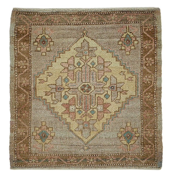2x2 Vintage Turkish Small Rug – 50732