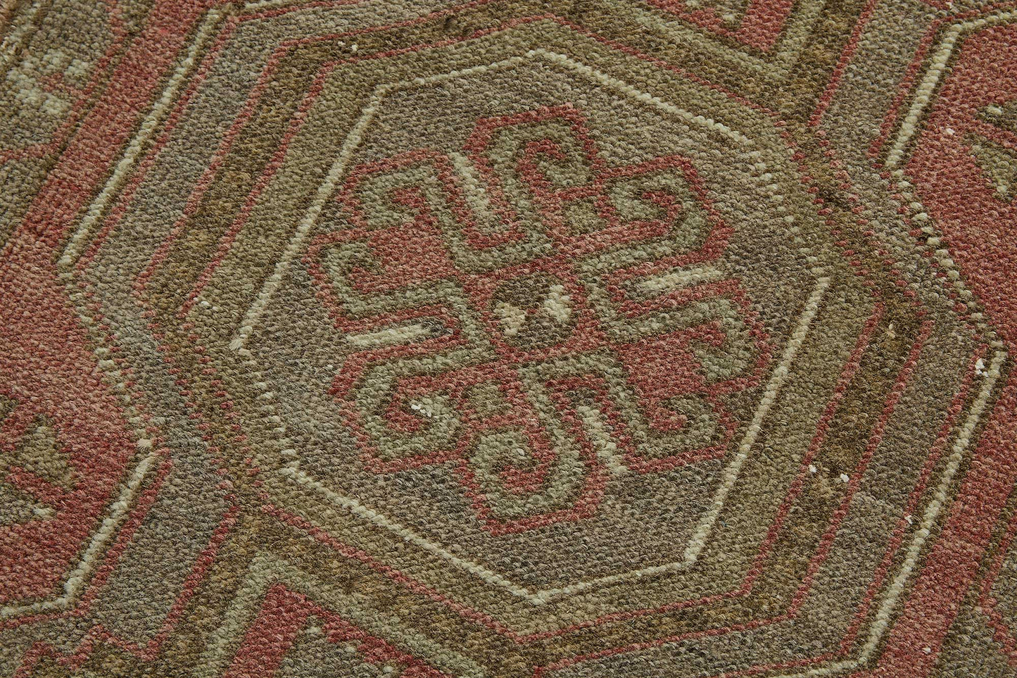2x4 Vintage Turkish Small Rug – 50743