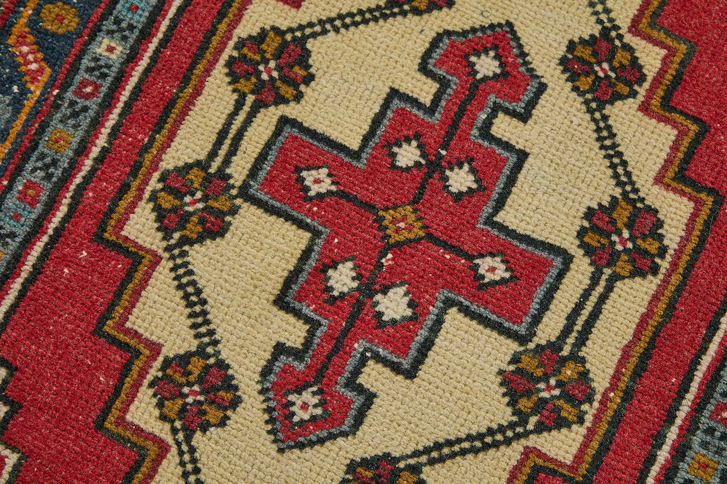 2x3 Vintage Turkish Small Rug – 50779