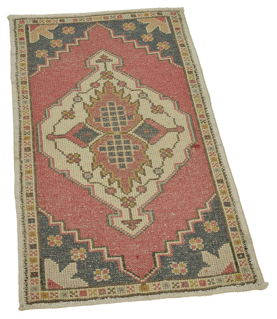 2x3 Vintage Turkish Small Rug – 50782