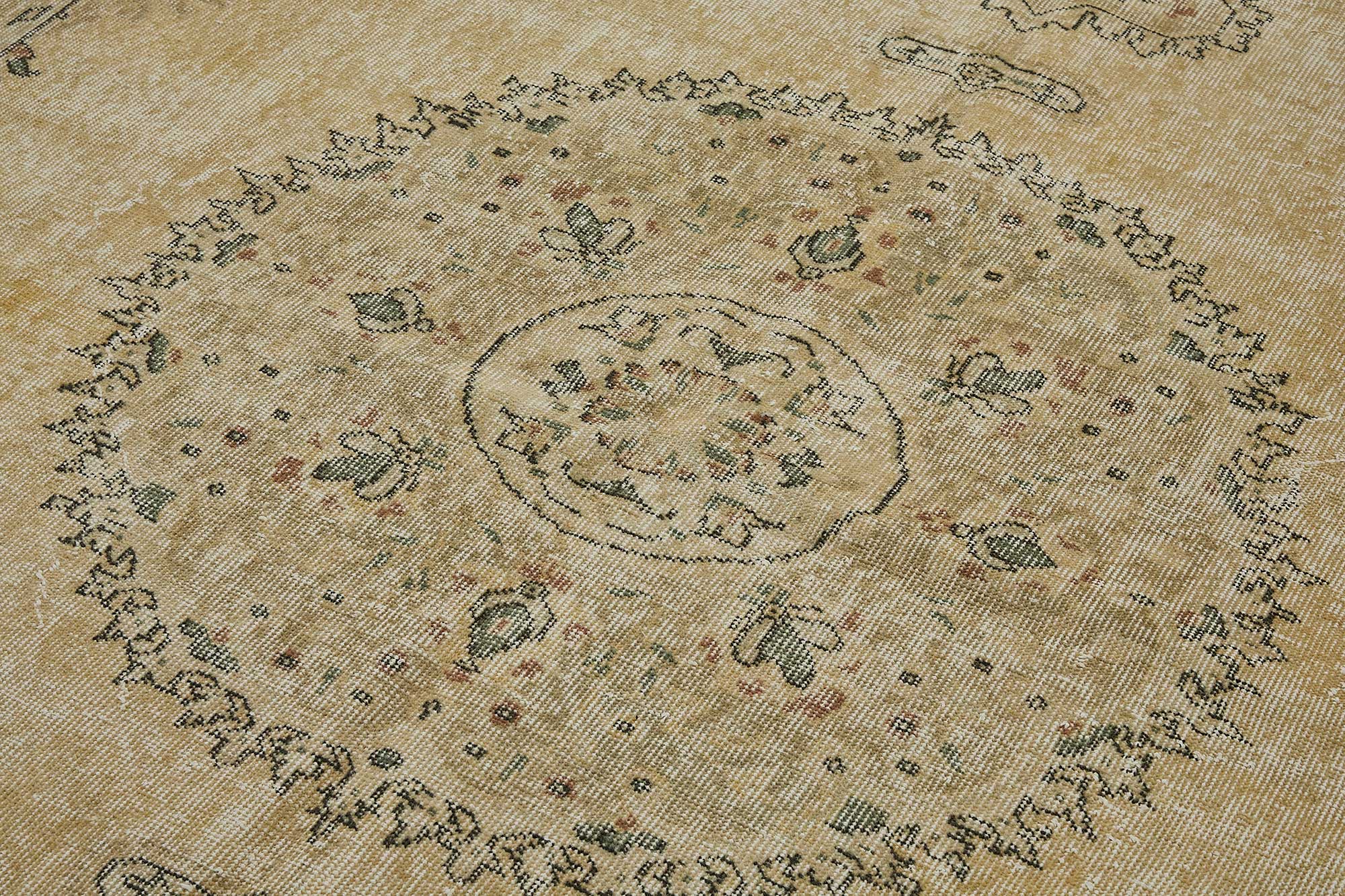 7x10 Hand-Knotted Turkish Vintage Rug - 50805