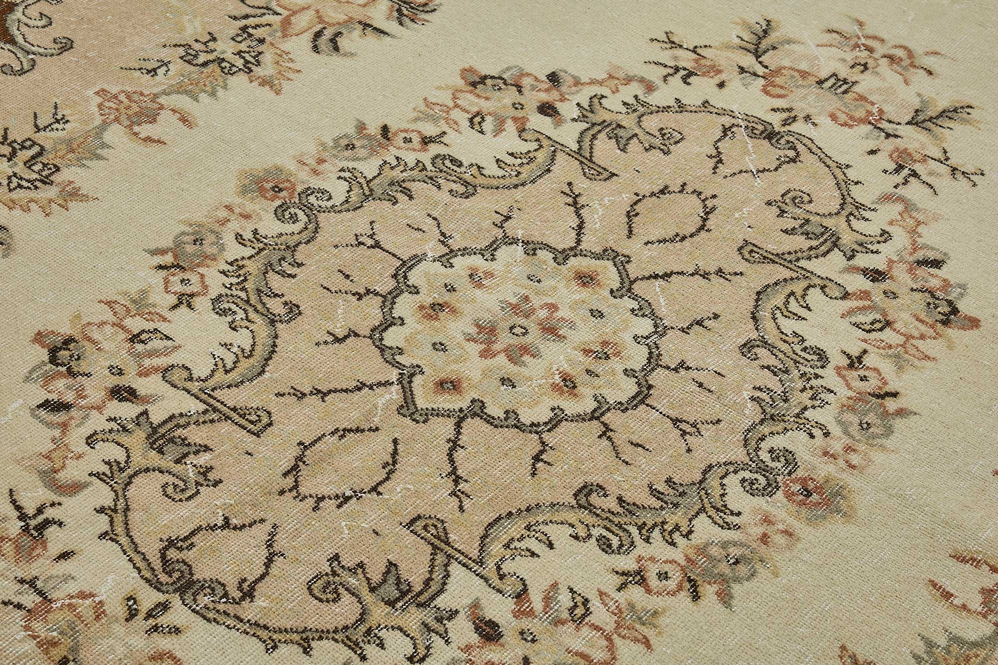 7x10 Hand-Knotted Turkish Vintage Rug - 50806