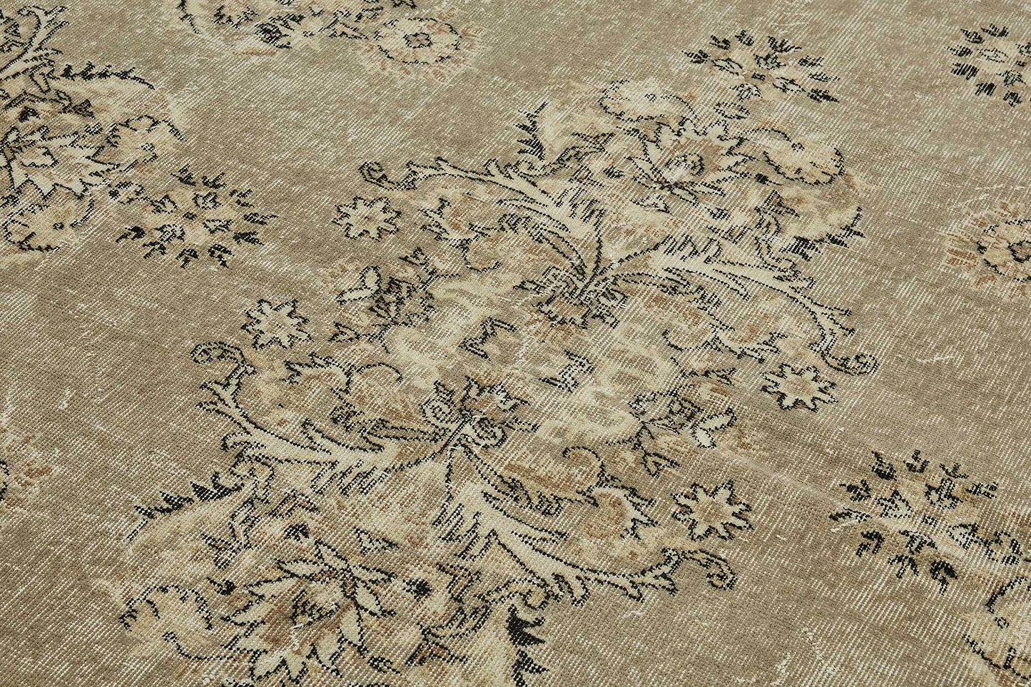 7x10 Hand-Knotted Turkish Vintage Rug - 50808