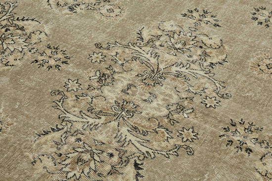 7x10 Hand-Knotted Turkish Vintage Rug - 50808
