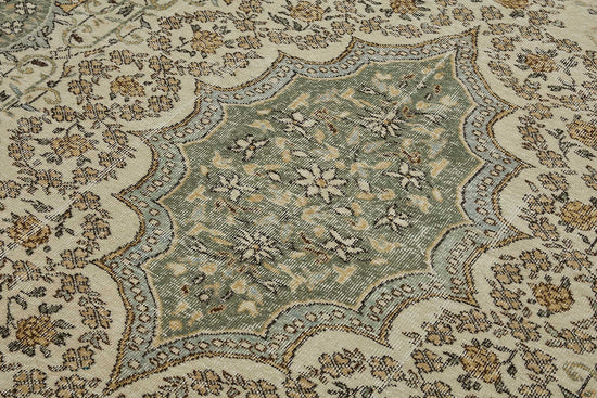 7x10 Hand-Knotted Turkish Vintage Rug - 50810
