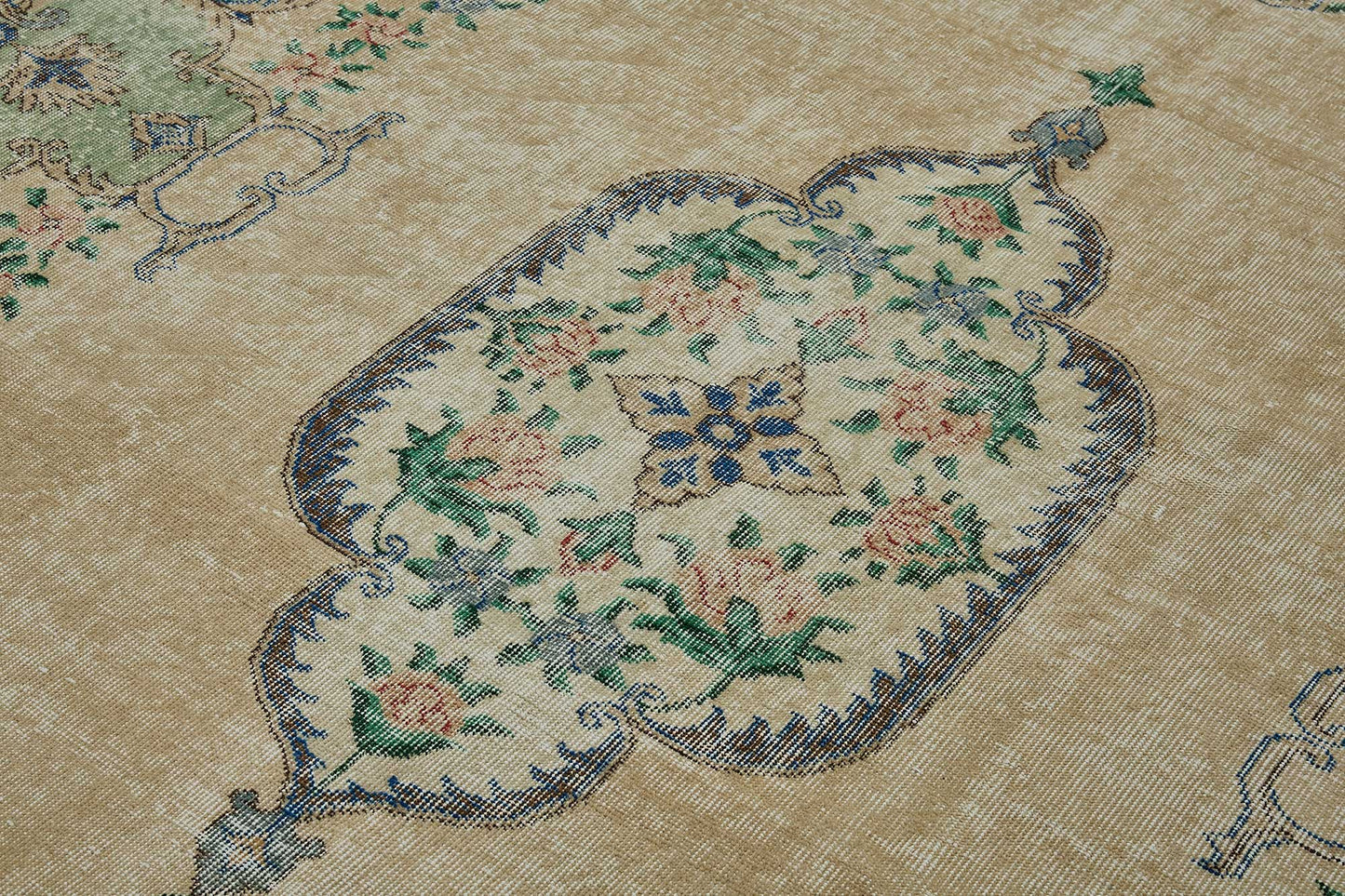 7x10 Hand-Knotted Turkish Vintage Rug - 50816