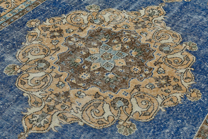 7x10 Hand-Knotted Turkish Vintage Rug - 50817